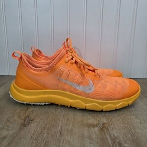 Nike Women's FI Bermuda Bright Orange Spikeless Golf Shoes 7.5
